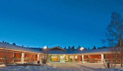 Lapland Hotel Sirkantähti + 3 excursions par Vol