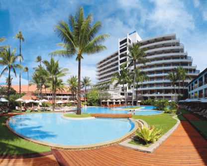 Patong Beach Hotel à