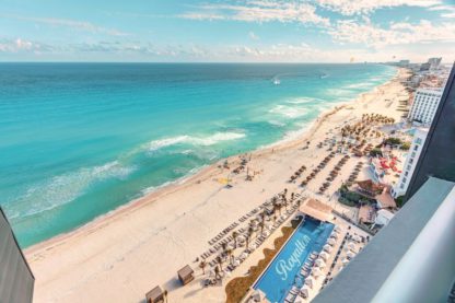 Royalton Suites Cancun Resort & Spa à EUR